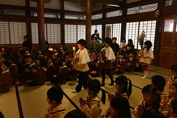 御正忌（ごまんさん）－こどものおつとめ－ 白藤山 光照寺